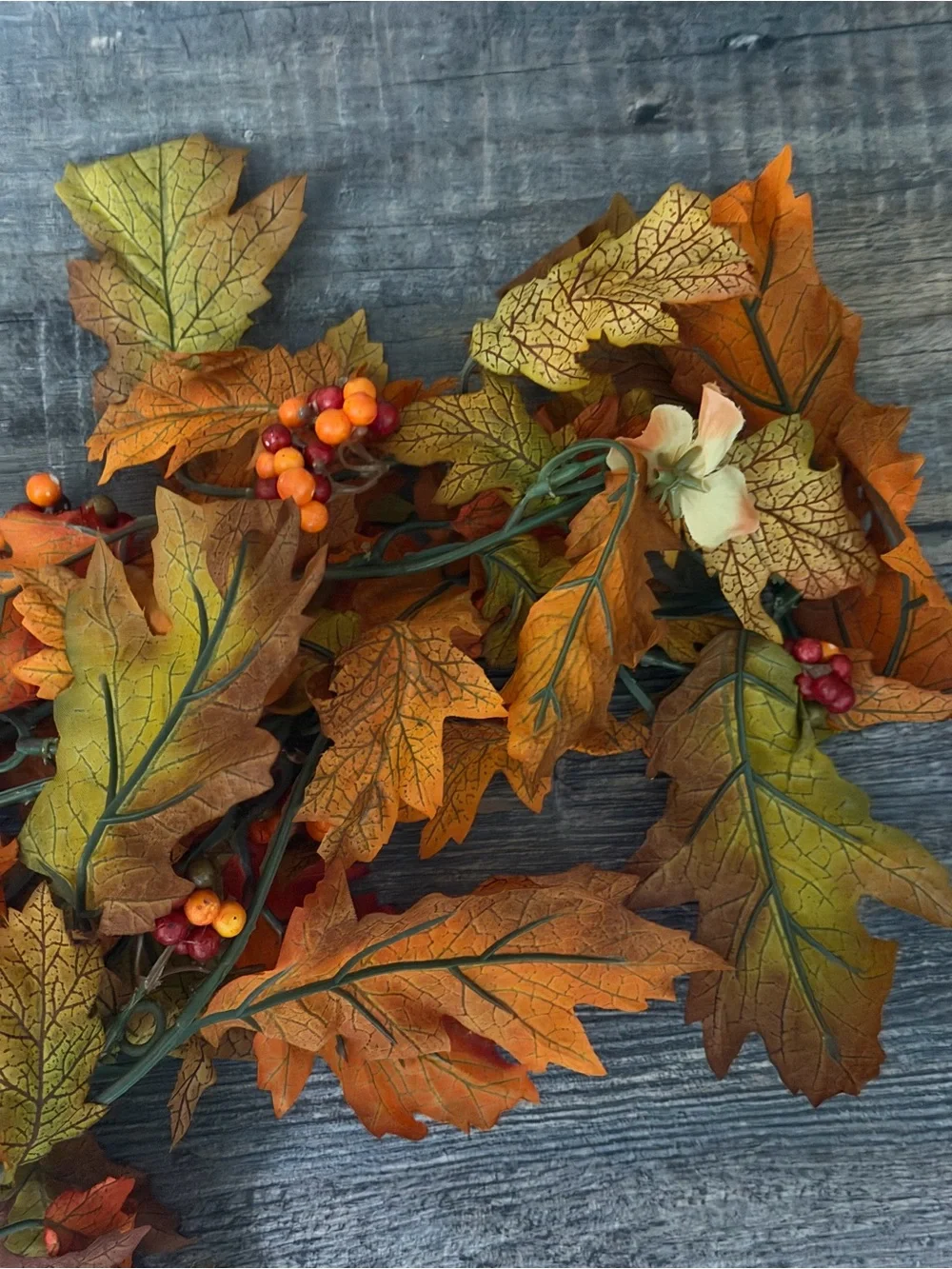 Lifelike Autumn Maple Leaf Garland in Orange and Gold